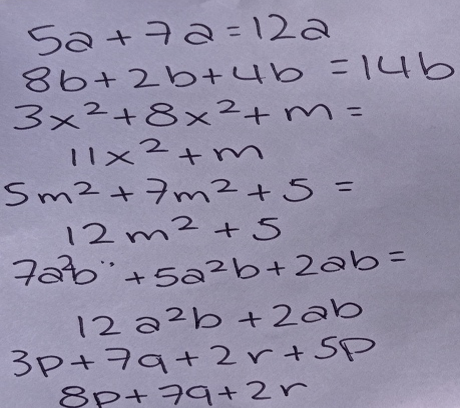 Solución de ejercicios de suma de expresiones algebraicas realizados por los estudiantes